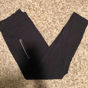 Lulu lemon leggings with zip pockets
